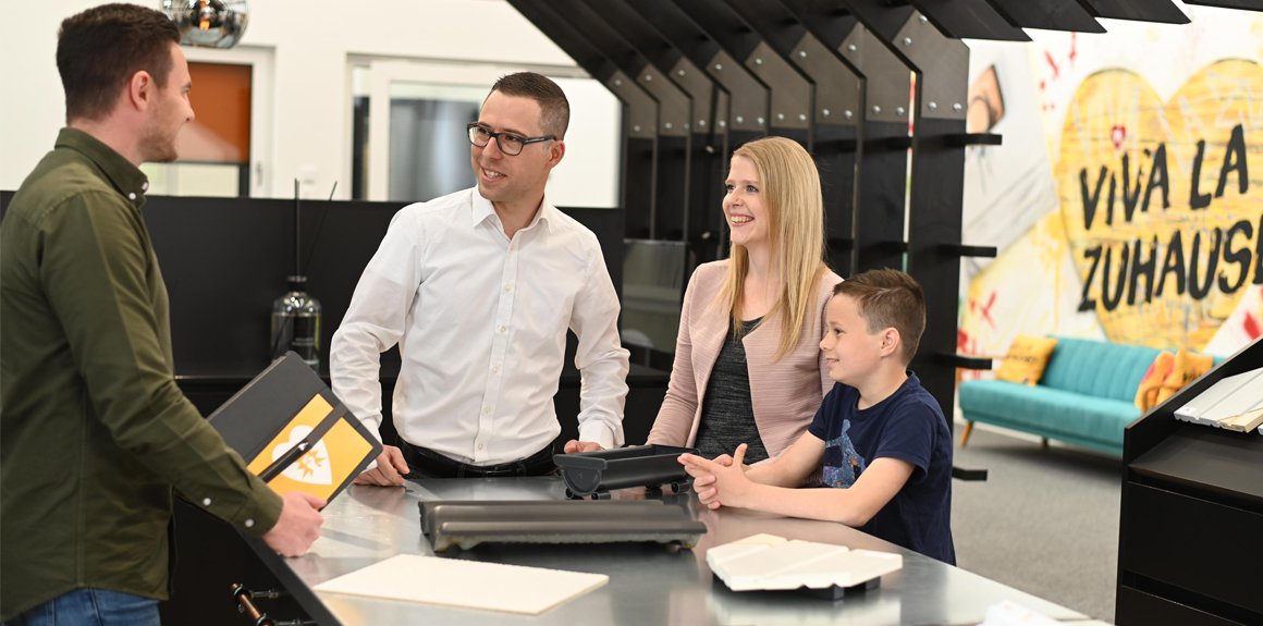 Voll unterkellertes Plusenergiehaus sucht Familie, die es mit Leben füllt!